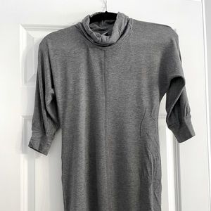 Pea in the pod maternity turtleneck tunic